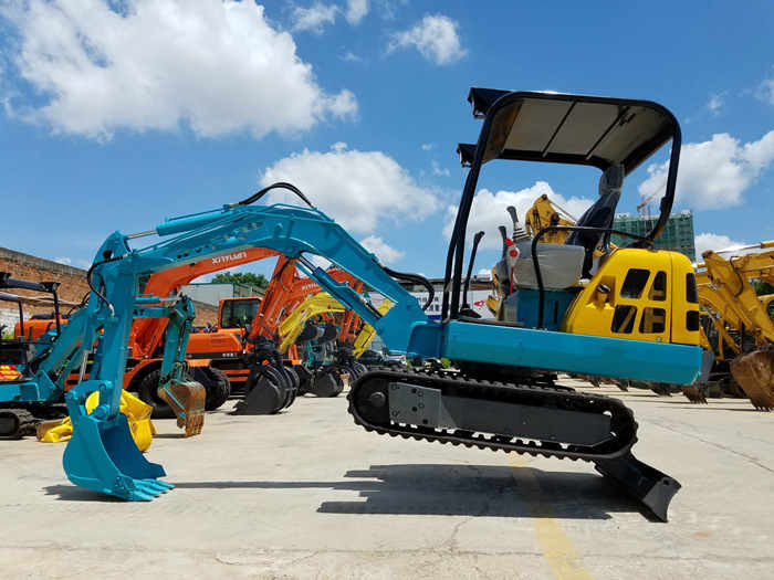 日立小挖掘機(jī)日常保養(yǎng)